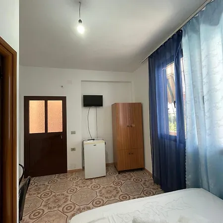 Beni Osmenaj 3* Влёра