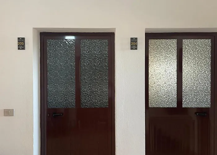Beni Osmenaj 3* Vlorë