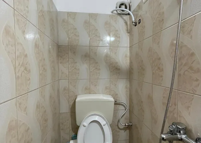 Beni Osmenaj Pensión 3*